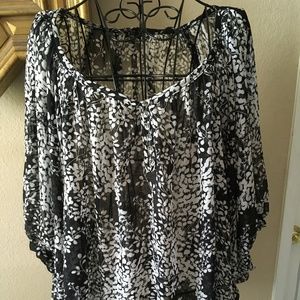 Summer Black Floral Billowy Top Medium Large